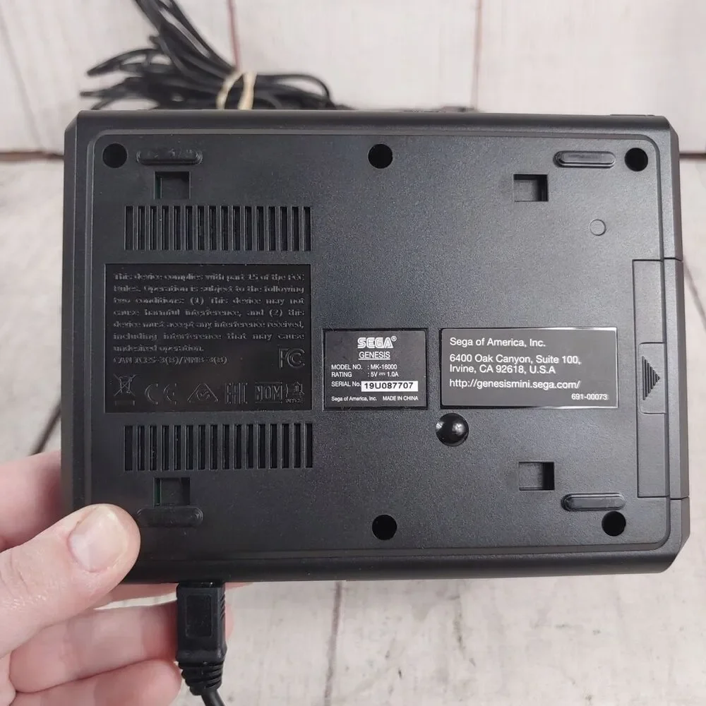 Sega Genesis Classic Mini Console (MK-16000) - 2 Controllers - Authentic TESTED